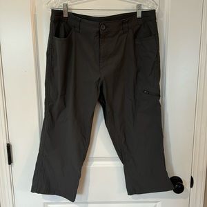 Eddie Bauer capris size 14